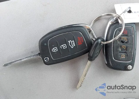 2016 Hyundai Sonata Se z USA, uszkodzony, nr VIN 5NPE24AF3GH310991